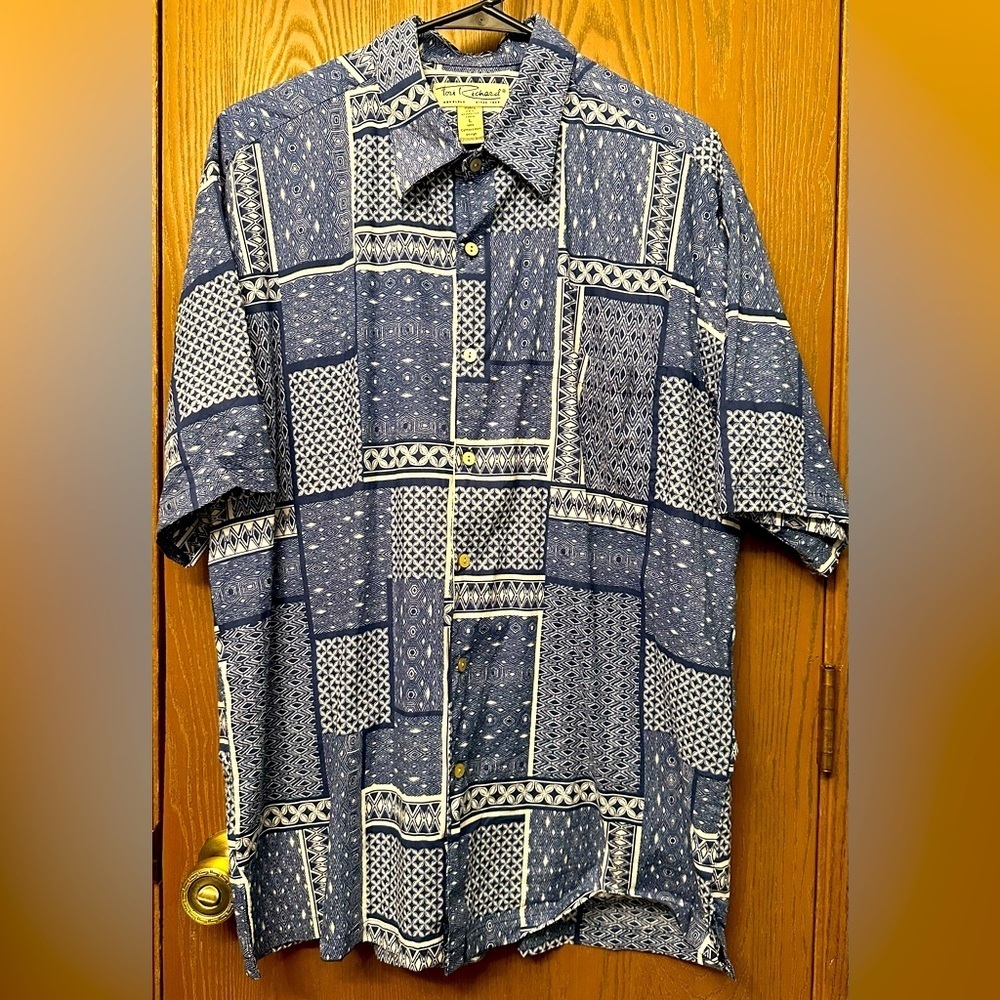 Tori Richard Men's Blue Hawaiian Shirt‎ 100% Cotton Lawn Made In Hawaii Size L